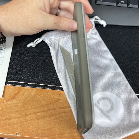 Loopy Case - Picture 4 of 5